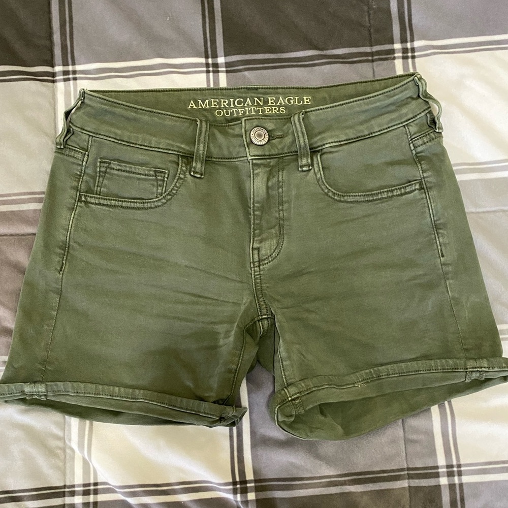 {American Eagle} Midi Shorts